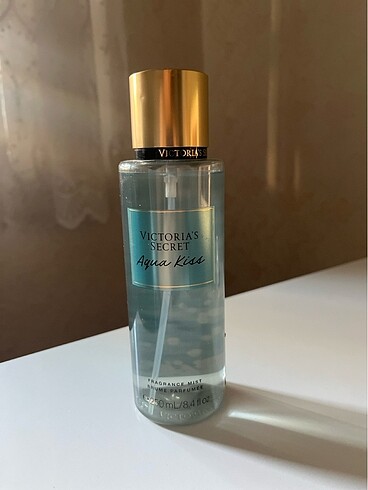 victoria secret vücut spreyi