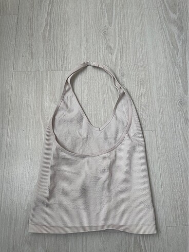 Urban Outfitters urban outfitters boyundan bağlamalı beyaz crop