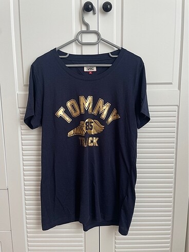 tommy hilfiger t shirt