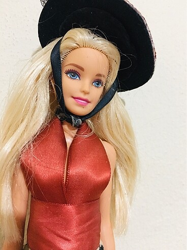Beden Renk Barbie et bebek