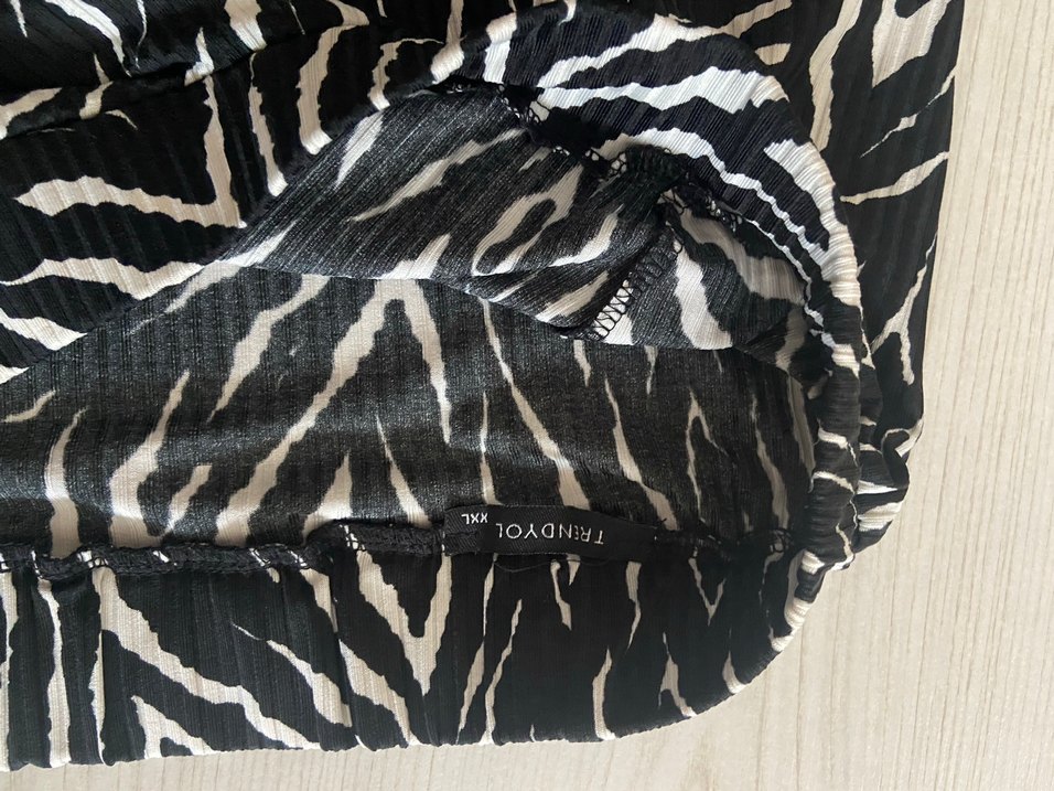 Zebra Desenli  Eteği - Görsel 4