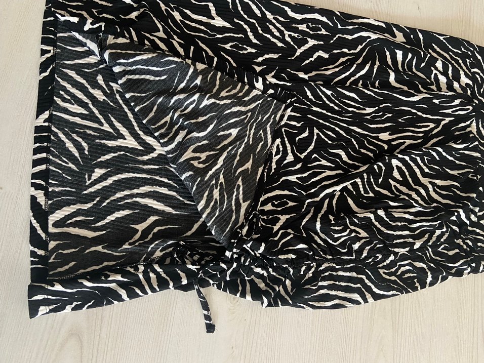Zebra Desenli  Eteği - Görsel 5