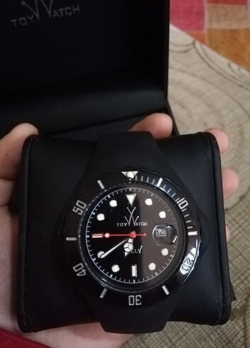Toy Watch Toy watch orijinal kendi kutusunda saat
