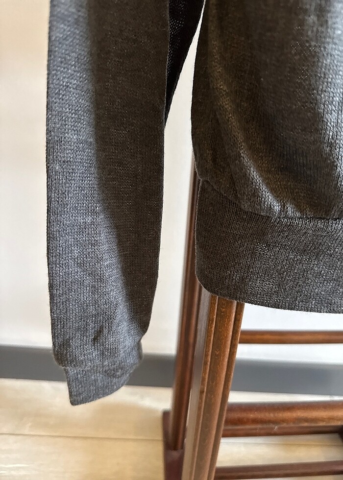 İnce koyu gri hırka - Görsel 3