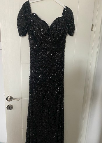 Pul İşlemeli Siyah Uzun V Yaka Abiye Elbise - Görsel 4