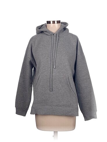 Zara Sweatshirt %70 İndirimli.