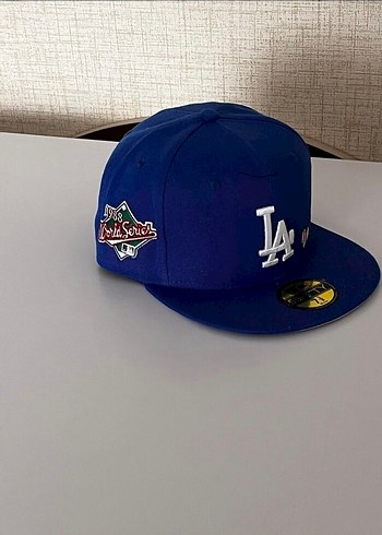 58.7 New Era LA Cap