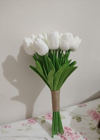 Lale gelin buketi