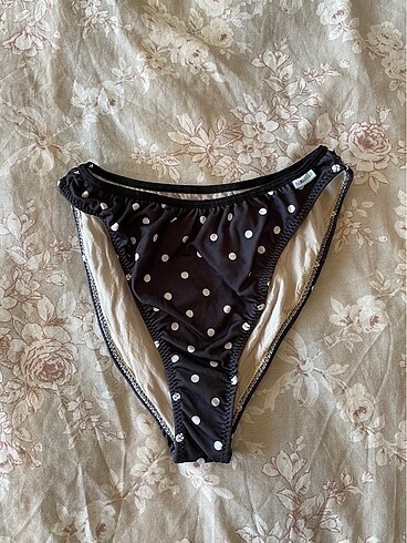 Diğer Bikini altı