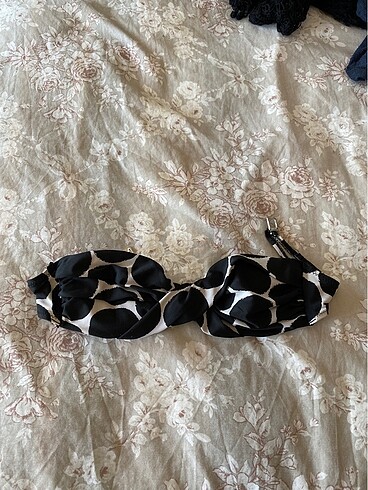 s Beden Penti bikini üstü