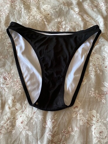 s Beden Siyah bikini altı