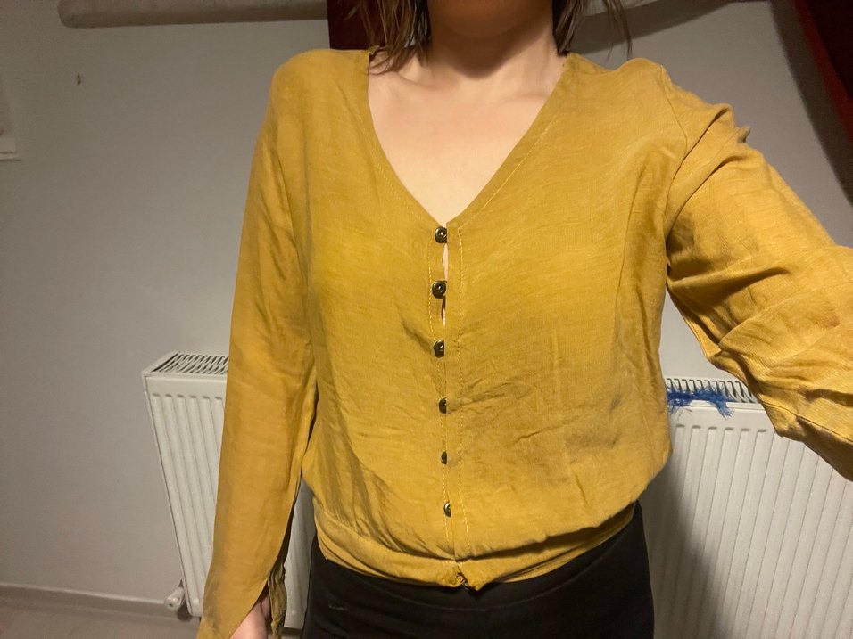 Sarı V Yaka Düğmeli Kadın Keten Gömlek - Görsel 3