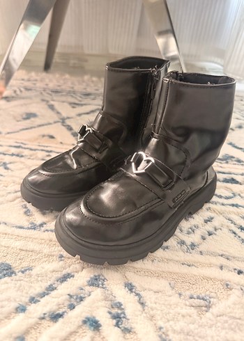 Zara çocuk bot - Görsel 6