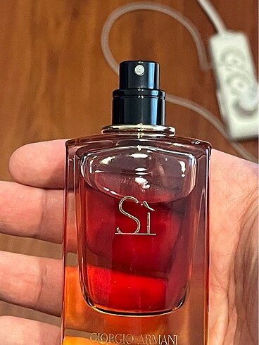 Armani Si Intense