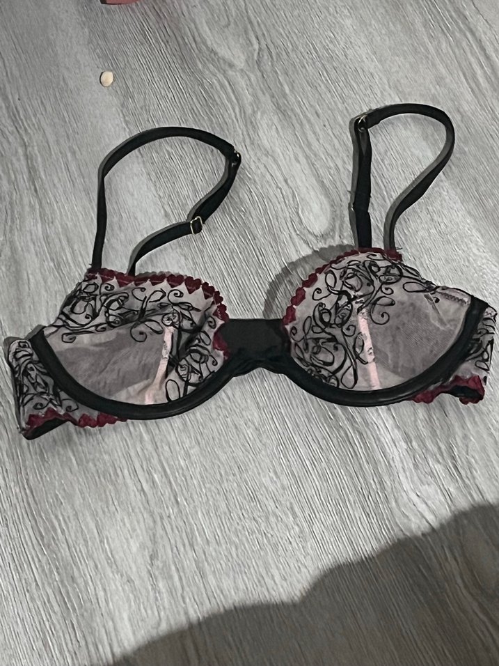 Victoria's Secret Sütyen - Görsel 2