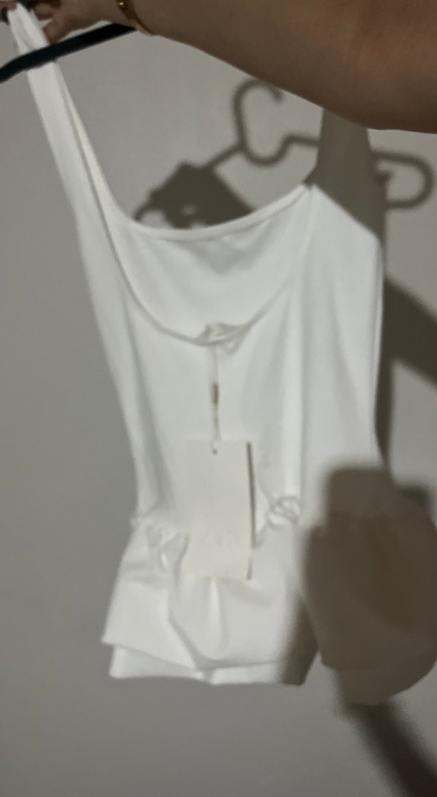 Beyaz crop - Görsel 5