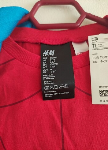 4 Yaş Beden kırmızı Renk Sıfır etiketli h&m erkek çocuk tişört şort takım 