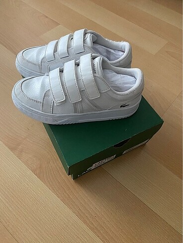 31 Beden Lacoste ünisex ayakkabı
