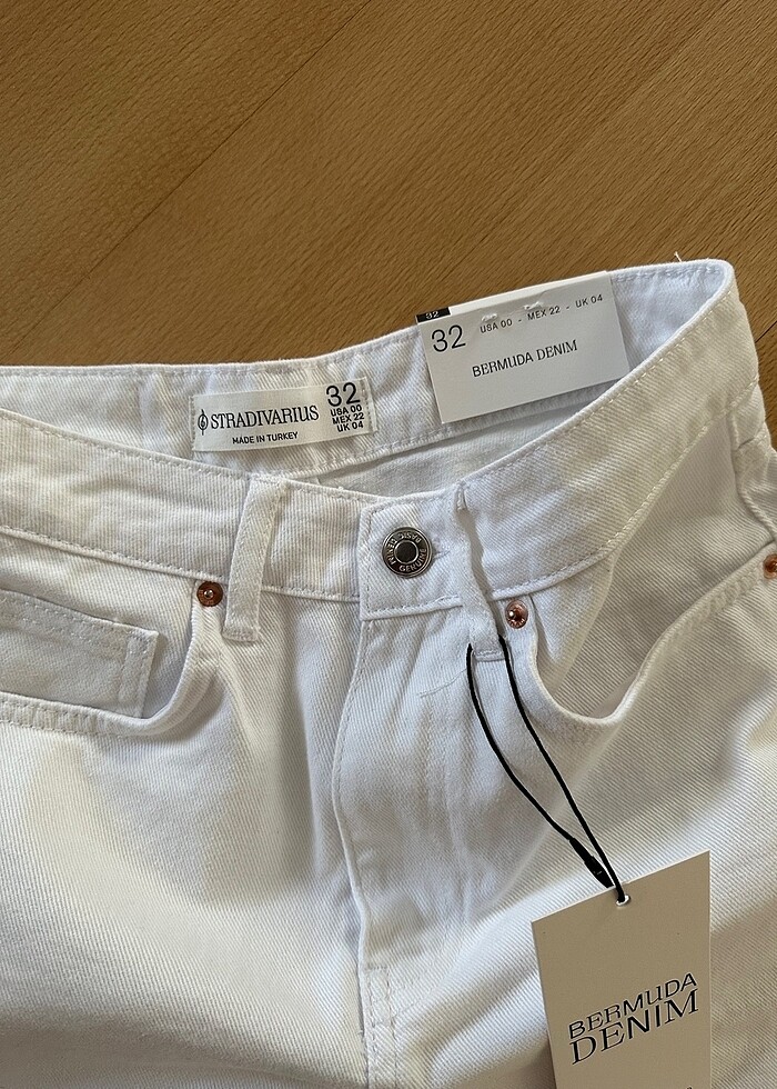 Stradıvarıus kapri şort - Görsel 3