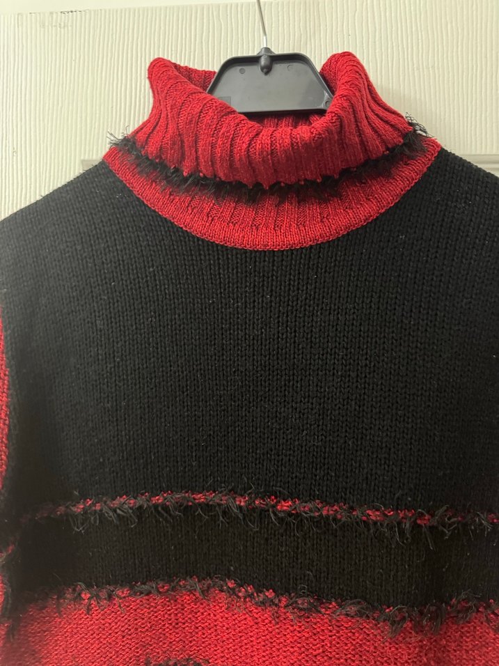 KIRMIZI  BOĞAZLI KADIN KAZAK - Görsel 4