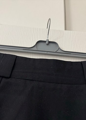 SİYAH UZUN KEMERLİ OFİS ETEĞİ - Görsel 3