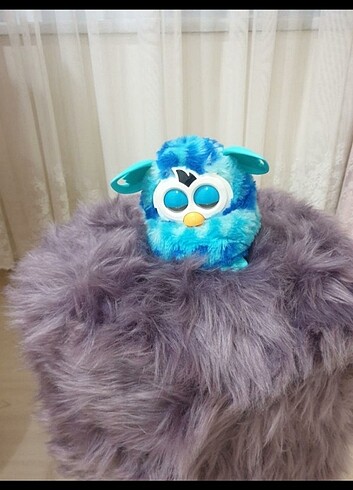 Fisher Price Furby orjinal büyük ve küçük oyuncak.