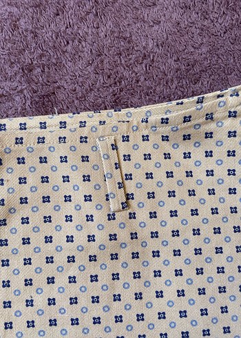 Çiçek desenli bej mini etek - Görsel 4