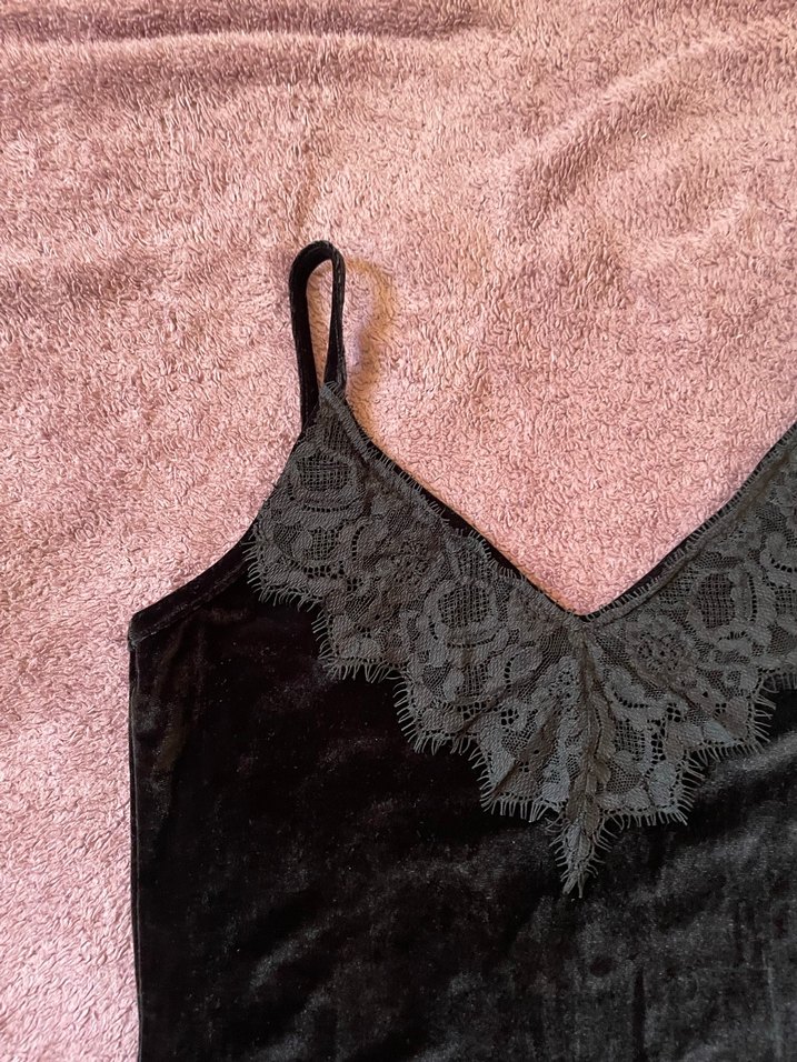 Dantel Detaylı Siyah Mini Goth Elbise - Görsel 2