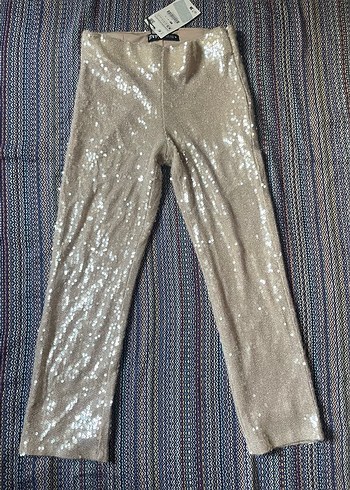 Zara Payetli Kapri Pantolon - Görsel 4