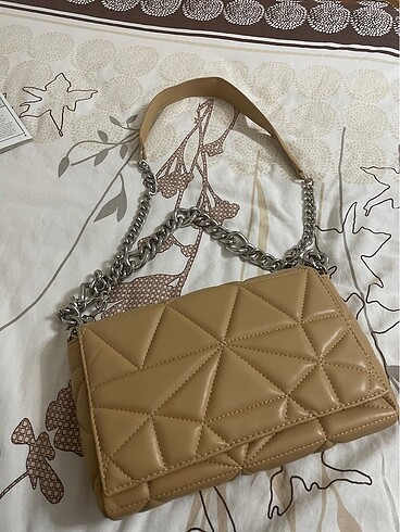 Stradivarius çanta