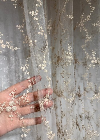 en 250 boy 250 krem tul pılesız - Görsel 5