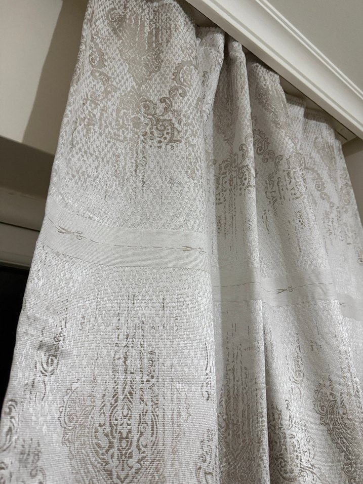 En 140 boy 2:50 krem fon iki adet - Görsel 4