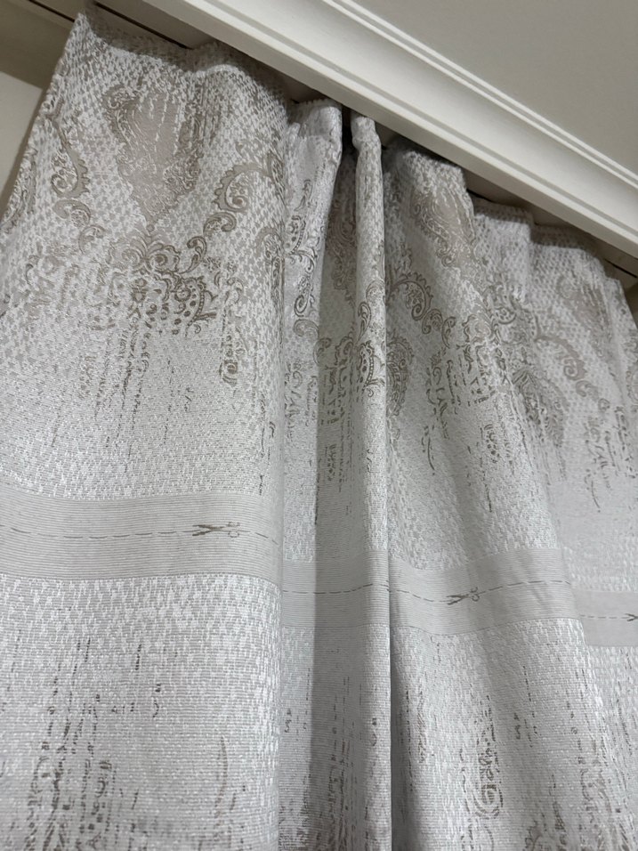 En 140 boy 2:50 krem fon iki adet - Görsel 3