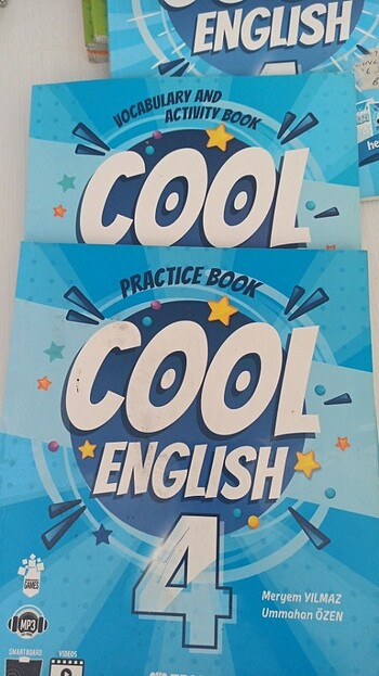 Cool English 4