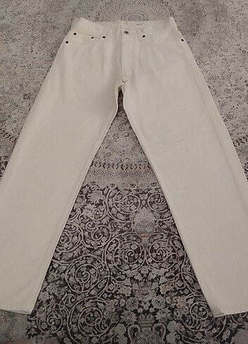 29 Beden beyaz Renk Kadın jeans 