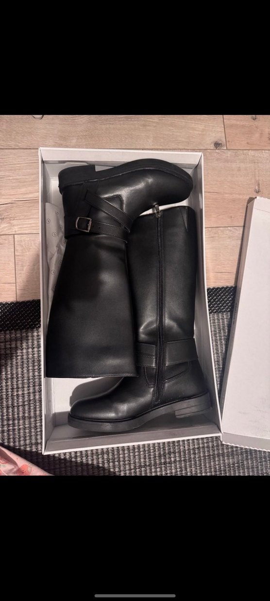 Tokalı Siyah Deri Dizüstü Kadın Çizme - Görsel 2