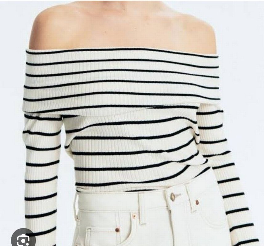 Beyaz Çizgili Kayık Yaka Kadın Kazak - Görsel 2