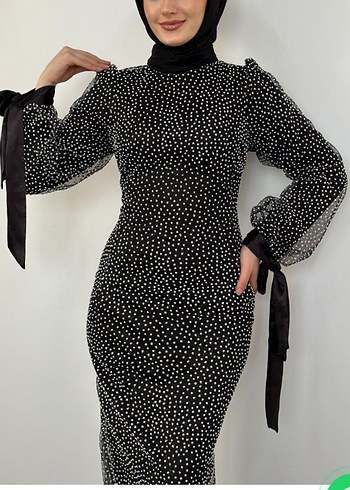 Uzun Kollu Puantiyeli Siyah Uzun Elbise - Görsel 4