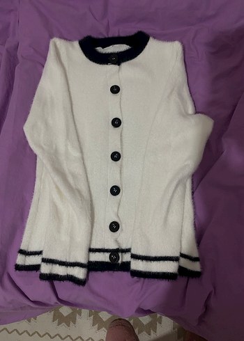 Beyaz Yüksek Yakalı Kadın Midi Hırka - Görsel 2