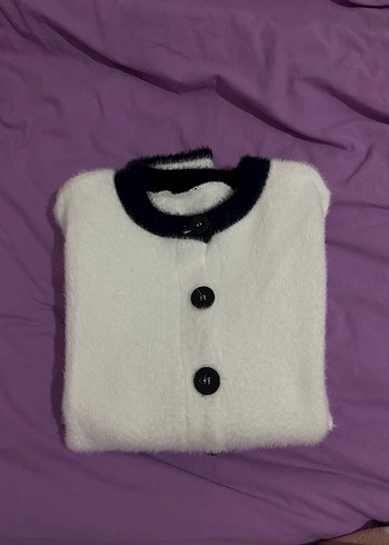 Beyaz Yüksek Yakalı Kadın Midi Hırka - Görsel 3