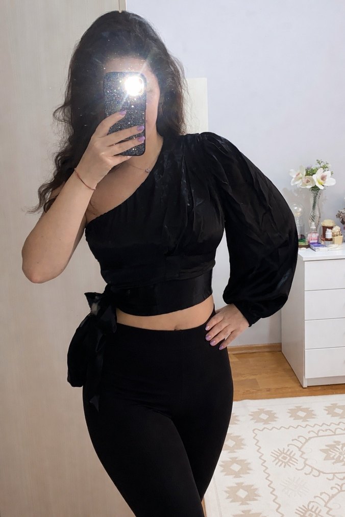 Siyah saten tek kol bluz - Görsel 2