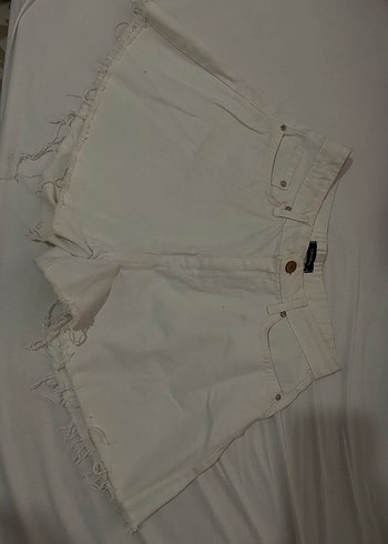 Beyaz kot şort - Görsel 2