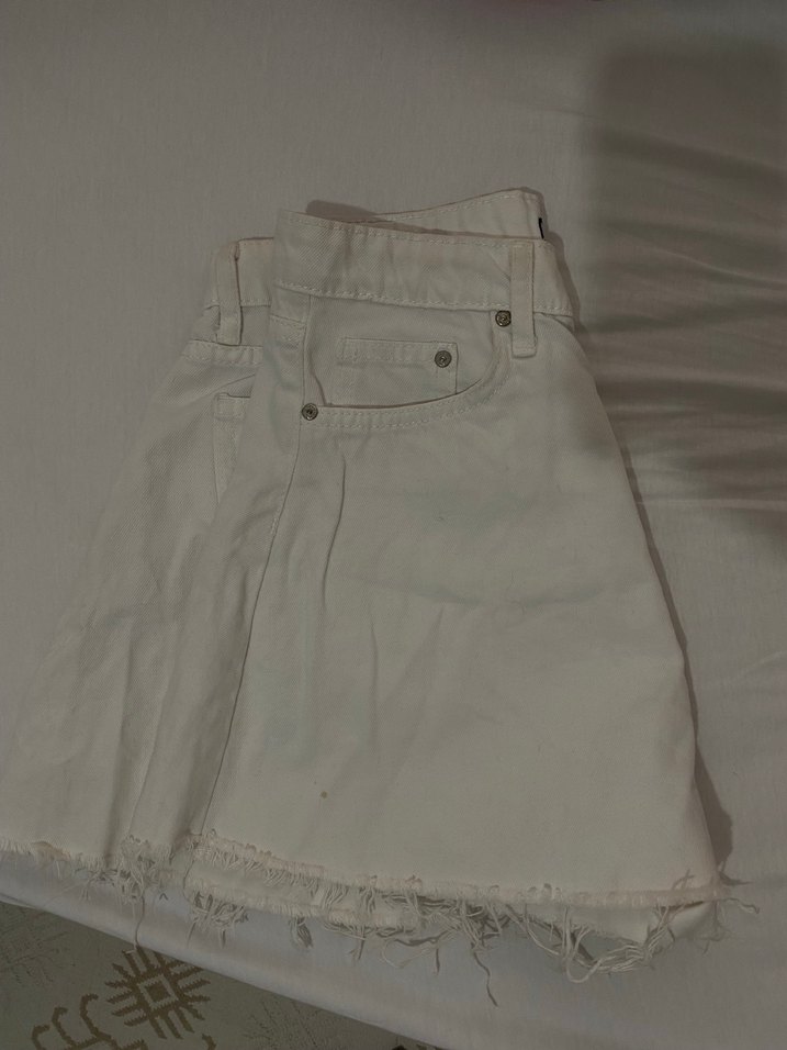Beyaz kot şort - Görsel 3