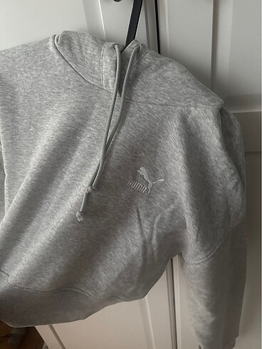 Puma Puma crop sweat