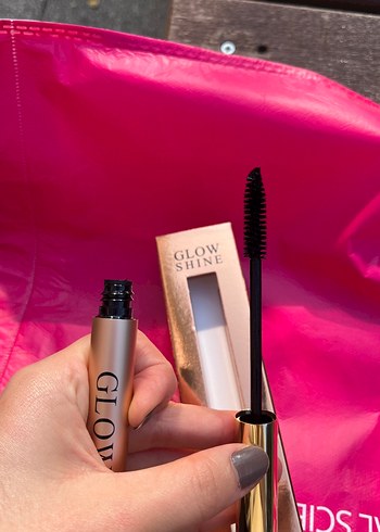 Glow Shıne maskara - Görsel 2