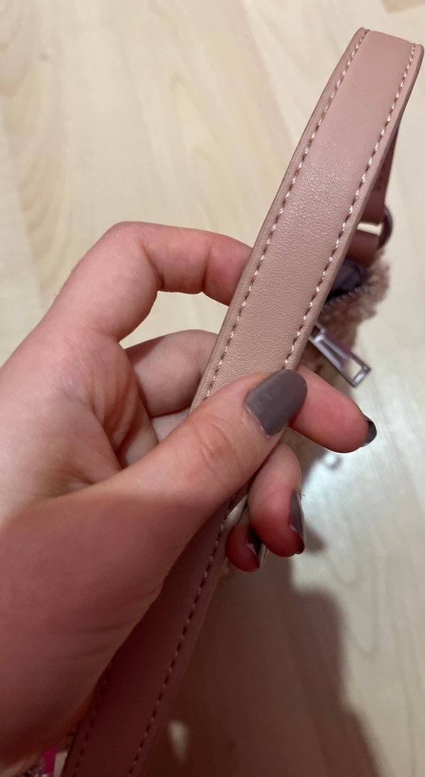 Peluş Detaylı Bej Kadın Çanta - Görsel 4