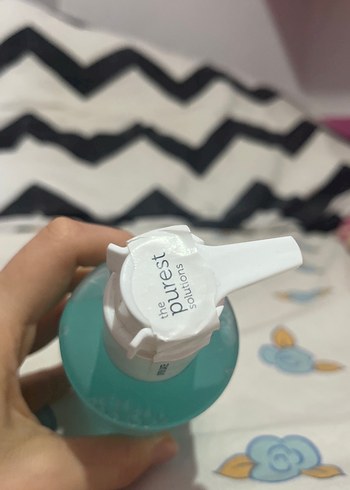 The Purest Nemlendirici Yüz Temizleyici 200 ml - Görsel 3