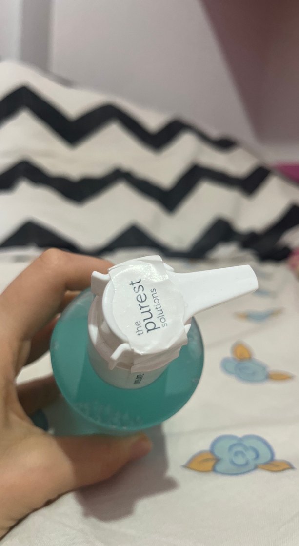 The Purest Nemlendirici Yüz Temizleyici 200 ml - Görsel 3