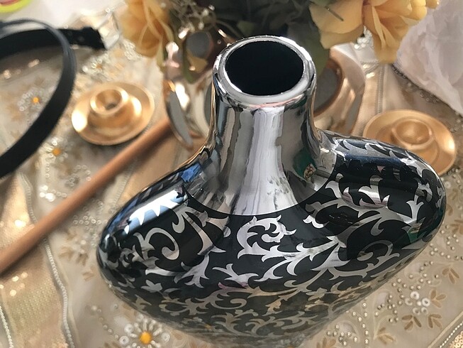 Diğer Siyah-beyaz vazo