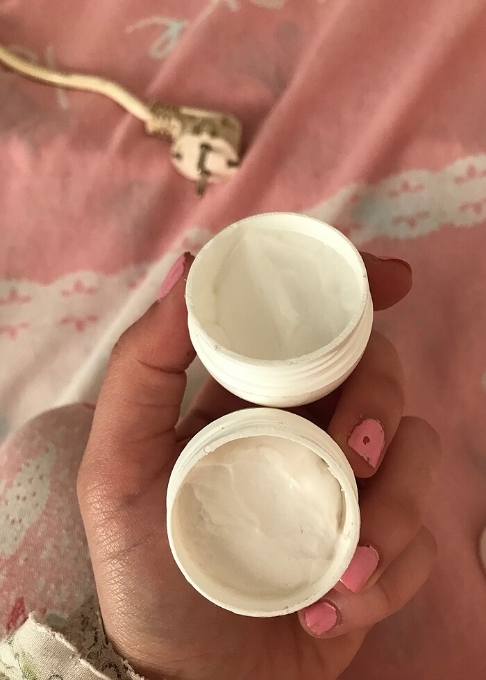 Sivilce ve beyazlatıcı krem - Görsel 2